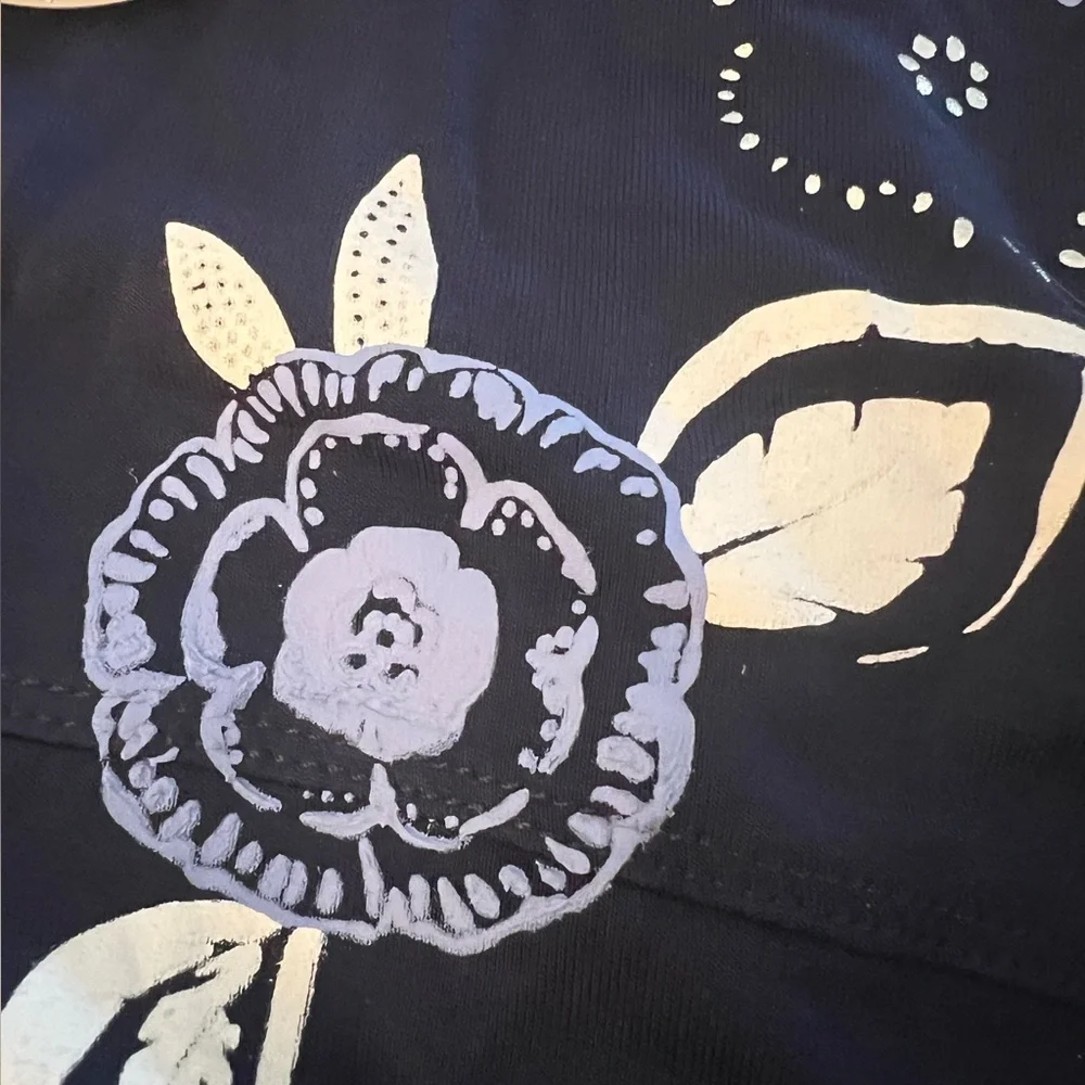 New With Tags, Beautiful Navy Women's Tunic, Size 14, 3/4 Sleeves & V-Neckline - Picture 4 of 17